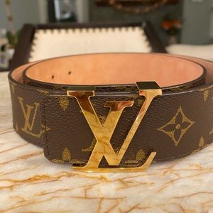 LV INITIALES 40MM M9608 Monogram 34-40